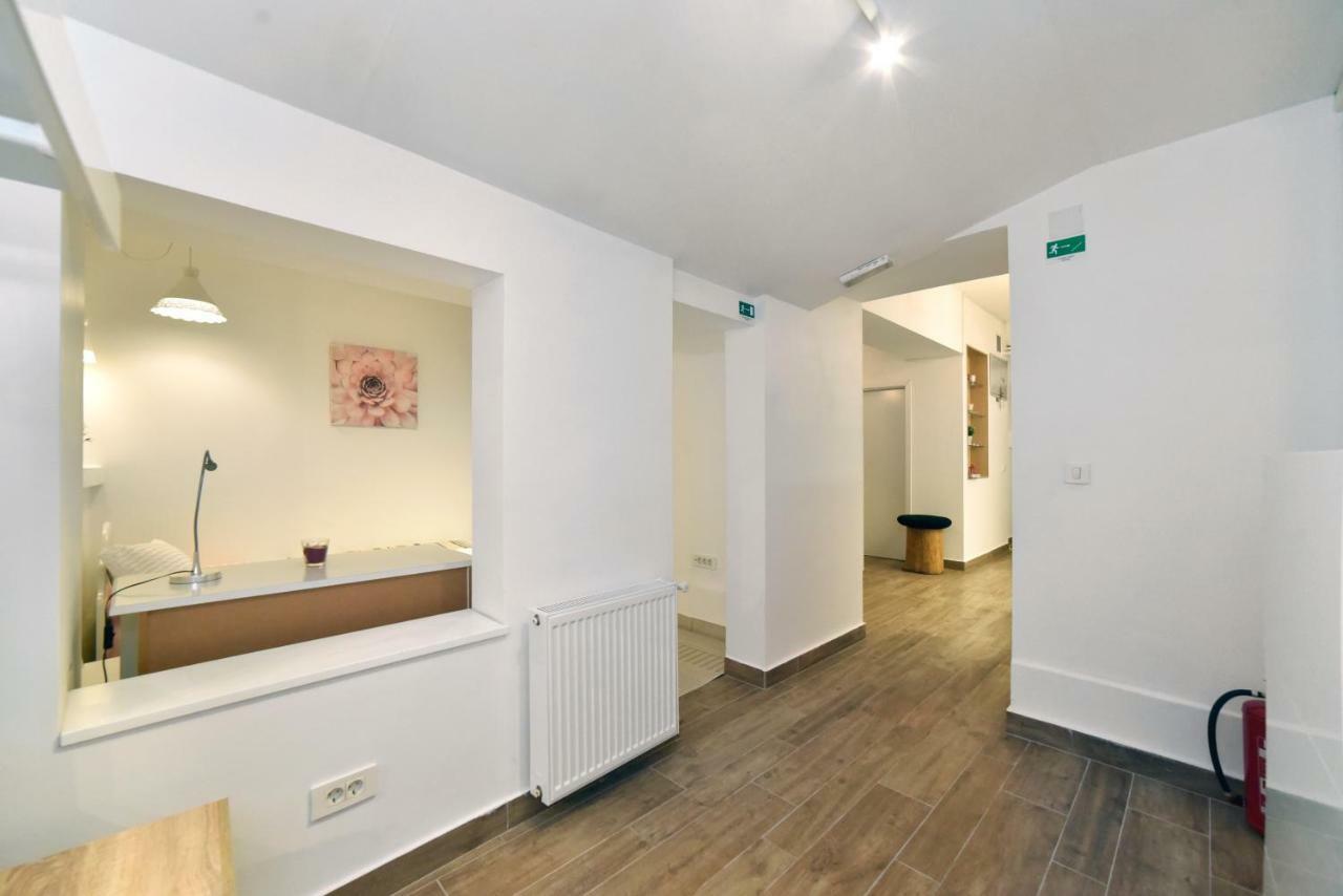 Ban Jelacic Apartment Zagreb Exteriör bild