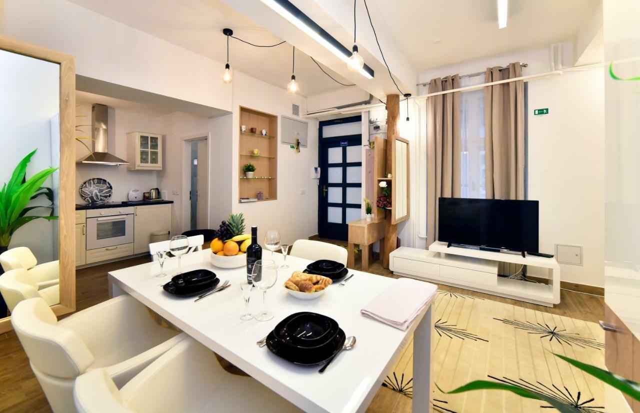 Ban Jelacic Apartment Zagreb Exteriör bild